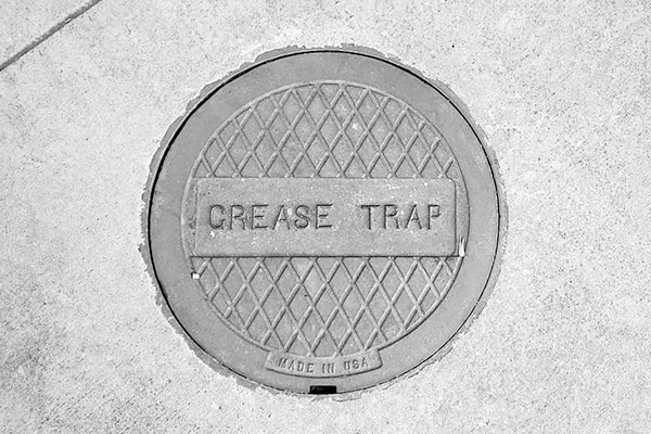 a reputable grease trap pumping provider should have experience, proper licensing, and positive customer reviews